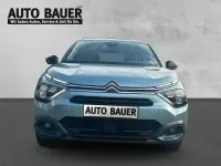 Gebraucht Citroën e-C4 Feel 100 kW (136 PS) 2023 Blau Limousine