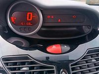 Gebraucht Renault Twingo Initiale Paris 70 PS (51 kW) 2013 Blau Kleinwagen