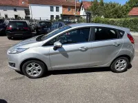 Gebraucht Ford Fiesta Titanium 101 PS (74 kW) 2016 Silber Kleinwagen