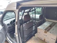 Gebraucht Ford Tourneo 90 PS (66 kW) 2006 Silber Kombi