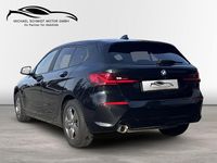 Gebraucht BMW 118 Advantage 136 PS (100 kW) 2023 Black sapphire Kleinwagen