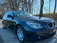 Gebraucht BMW 530 218 PS (160 kW) 2004 Blau Kombi