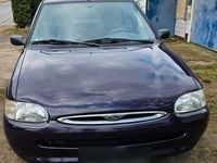 Gebraucht Ford Escort 90 PS (66 kW) 1997 Violet Limousine