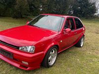Second-hand VW Polo 75 CP (55 kW) 1992 Roșu Coupe