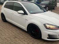 gebraucht VW Golf GTI 220ps