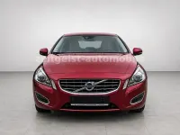 Gebraucht Volvo V60 Summum 163 PS (119 kW) 2010 Rot Kombi