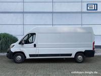 Gebraucht Peugeot Boxer 140 PS (102 kW) 2021 Lackierung weiss icy/deckende lackierung Van