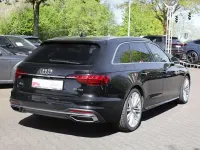 Second-hand Audi A4 Advanced 204 CP (150 kW) 2022 Negru Break