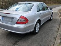 Gebraucht Mercedes E320 224 PS (164 kW) 2006 Silber Limousine
