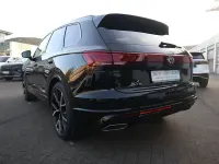 Gebraucht VW Touareg R-line 286 PS (210 kW) 2025 Grenadillschwarz metallic SUV