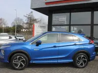 Gebraucht Mitsubishi Eclipse Cross Plus 188 PS (138 kW) 2024 Blau SUV