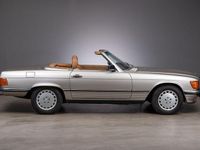 Gebraucht Mercedes 560 230 PS (169 kW) 1987 Silber Cabrio