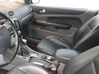 Gebraucht Ford Focus Cabriolet Titanium 145 PS (106 kW) 2008 Schwarz Cabrio