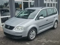Gebraucht VW Touran Trendline 116 PS (85 kW) 2004 Silber Van / Kleinbus
