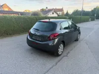 Gebraucht Peugeot 208 Active 82 PS (60 kW) 2016 Kleinwagen
