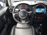 Gebraucht Mini Cooper Classic 136 PS (100 kW) 2021 Schwarz Kleinwagen