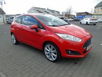Gebraucht Ford Fiesta Titanium 101 PS (74 kW) 2013 Rot Kleinwagen