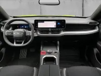 Neu Jeep Compass 145 PS (106 kW) 2026 Gruen SUV