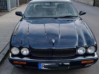 Gebraucht Jaguar X300 230 PS (169 kW) 1995 Blau Limousine