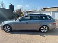 Gebraucht BMW 525 198 PS (145 kW) 2007 Grau Kombi