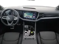 Gebraucht VW Touareg R-line 286 PS (210 kW) 2024 Sechura beige metallic SUV