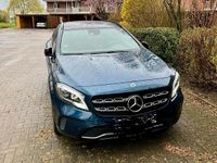 Gebraucht Mercedes GLA250 210 PS (154 kW) 2019 Blau SUV