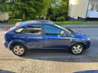 Gebraucht Ford Focus 101 PS (74 kW) 2007 Blau Kleinwagen