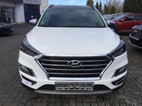 gebraucht Hyundai Tucson 1,6 T-GDI Automatik Style 2WD Extras