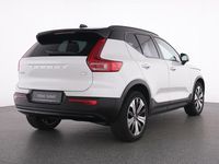 Gebraucht Volvo XC40 Core 169 kW (231 PS) 2023 Weiß crystal white / metallic SUV