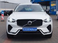 Gebraucht Volvo XC60 Plus 197 PS (144 kW) 2023 Weiß SUV