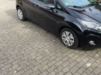 Gebraucht Ford Fiesta Trend 95 PS (69 kW) 2012 Schwarz Limousine