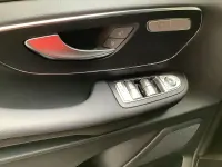 Gebraucht Mercedes V300 237 PS (174 kW) 2024 Schwarz Van / Kleinbus