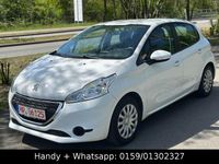 Gebraucht Peugeot 208 Active 68 PS (50 kW) 2015 Blanc banquise Kleinwagen