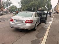 Gebraucht Mercedes E250 204 PS (150 kW) 2012 Silber Limousine