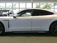 Gebraucht Porsche Taycan 4S 419 kW (571 PS) 2023 Carraraweiß Limousine