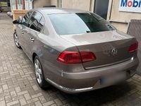 Usata VW Passat 211 CV (155 kW) 2011 Marrone Berlina