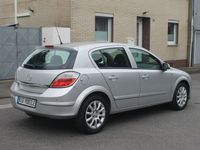 Gebraucht Opel Astra Edition 105 PS (77 kW) 2005 Silber Limousine