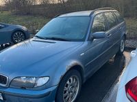 Gebraucht BMW 320 150 PS (110 kW) 2004 Blau Limousine