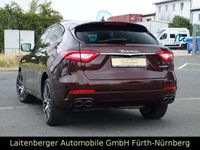 gebraucht Maserati Levante 3.0 V6 GRANLUSSO 4x4*ACC*LED*NAVI*LEDER