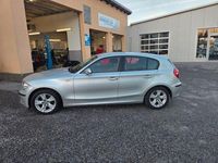 Gebraucht BMW 118 143 PS (105 kW) 2008 Titansilber metallic (metallic) Kleinwagen
