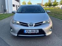 Gebraucht Toyota Auris Comfort 124 PS (91 kW) 2014 Silber Limousine