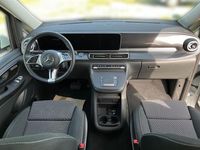 Gebraucht Mercedes EQV300 150 kW (204 PS) 2024 Arktikweiß Kombi