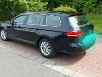 Gebraucht VW Passat Comfortline 150 PS (110 kW) 2018 Schwarz Kombi