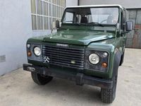 Gebraucht Land Rover Defender 122 PS (89 kW) 1999 Grün Pickup