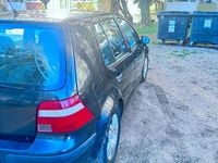 Second-hand VW Golf IV 75 CP (55 kW) 2003 Negru Hatchback