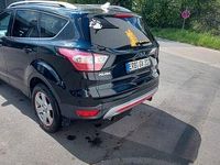 Gebraucht Ford Kuga Cool & Connect 120 PS (88 kW) 2017 Schwarz SUV