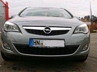 gebraucht Opel Astra sports tourer diesel 2.0 Automatik A1