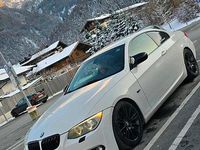 Gebraucht BMW 330 245 PS (180 kW) 2012 Weiß Coupé