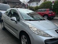 Gebraucht Peugeot 207 73 PS (53 kW) 2008 Grau Kleinwagen