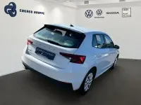 Gebraucht Skoda Fabia Active 65 PS (47 kW) 2022 Candyweiß Limousine